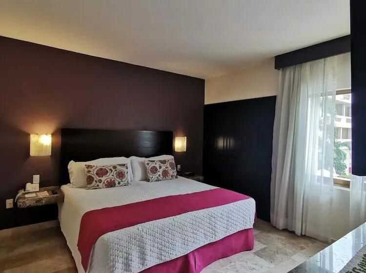 سوییت لوکس, Canto Del Sol Puerto Vallarta All Inclusive