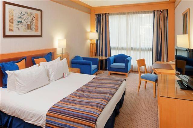 اتاق سوپریور با چشم‌انداز دریا, Crowne Plaza Hamra Beirut, An Ihg