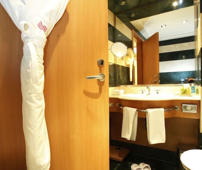 اتاق استاندارد, Crowne Plaza Hamra Beirut, An Ihg