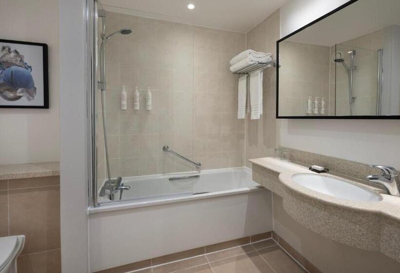 Номер Superior Кровать Куин, Delta Hotels By Marriott Peterborough