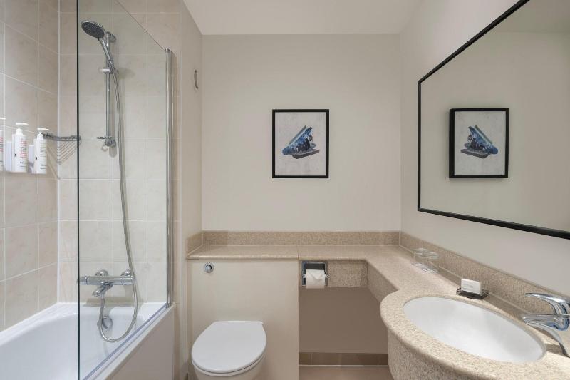 غرفة ديلوكس, Delta Hotels By Marriott Peterborough