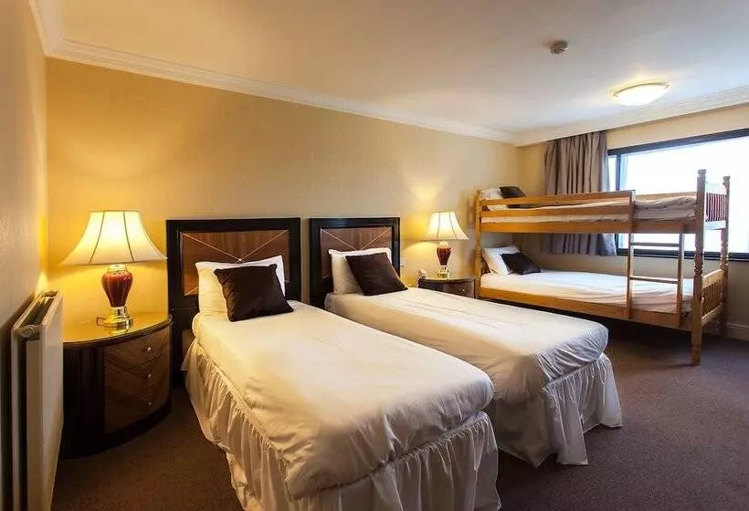 ファミリールーム, Europa Gatwick Hotel & Spa