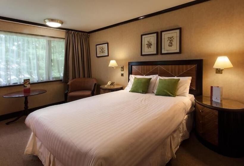 Номер Executive, Europa Gatwick Hotel & Spa