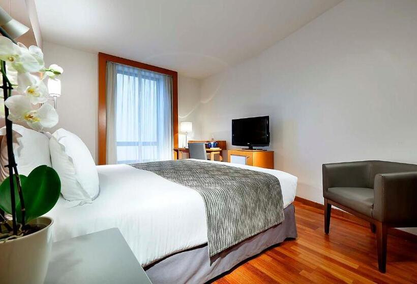 Standart Oda, Eurostars Lisboa Parque