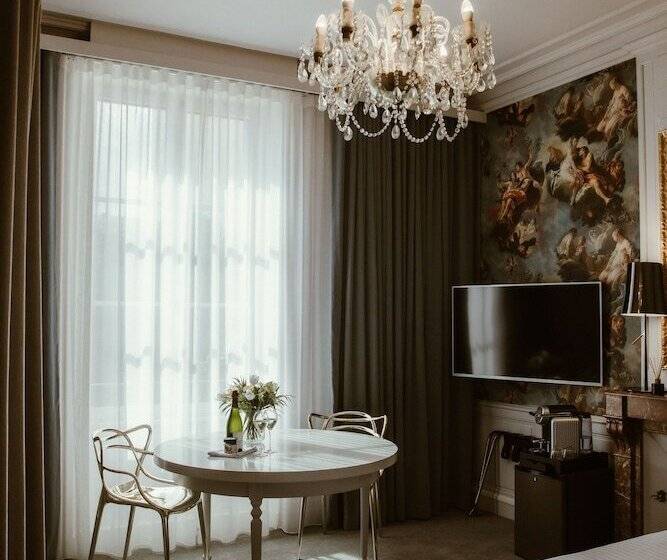 Номер Престиж, Hôtel La Monnaie Arty & Spa