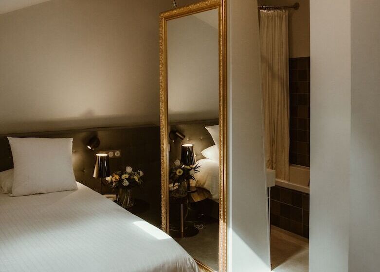 Люкс, Hôtel La Monnaie Arty & Spa