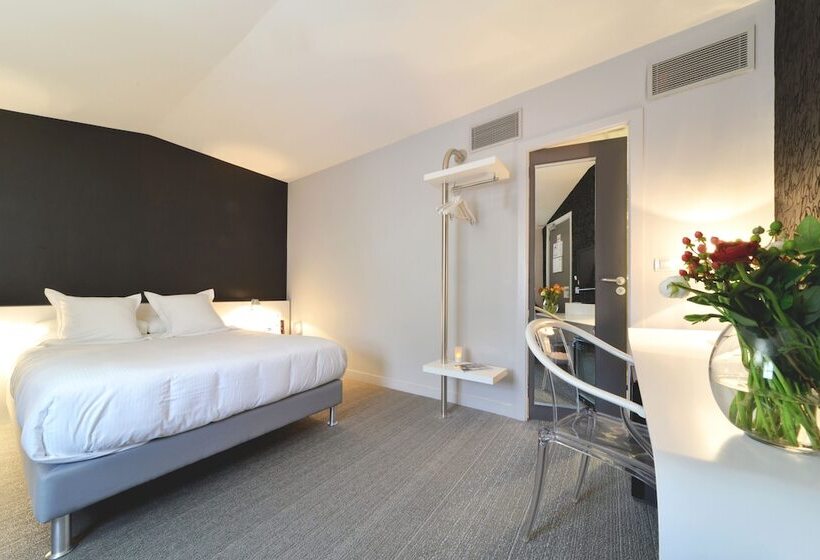 Номер Стандарт, Hôtel La Monnaie Arty & Spa