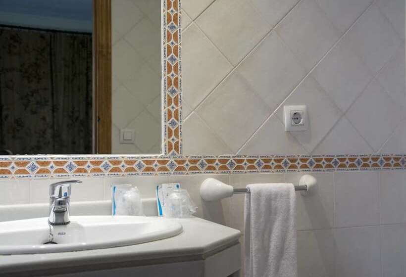 اتاق استاندارد یک نفره, Casa Museo De La Mezquita