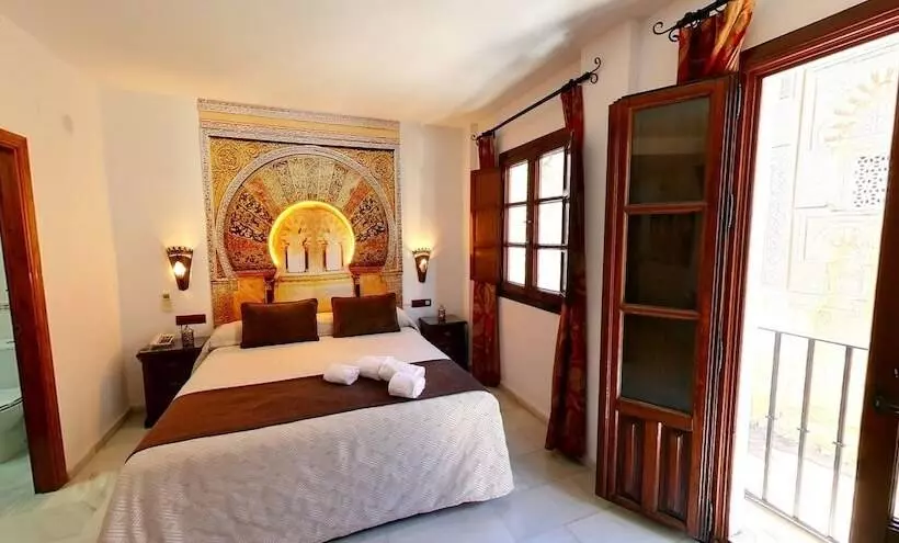 اتاق سوپریور با چشم‌انداز, Casa Museo De La Mezquita