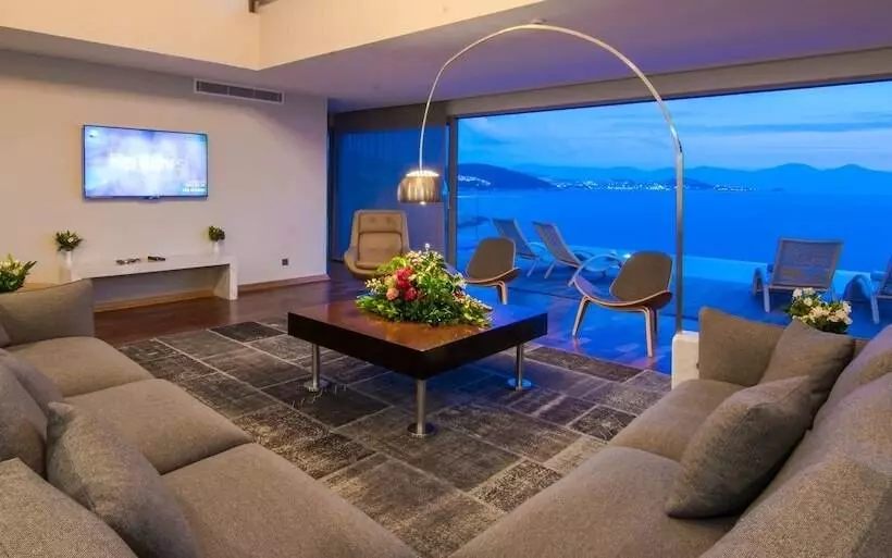 ویلای لوکس 1 خوابه, Pine Bay Holiday Resort