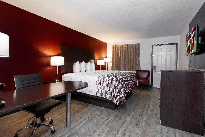 キングサイズベッドのスーペリアルーム, Red Roof Inn Muscle Shoals
