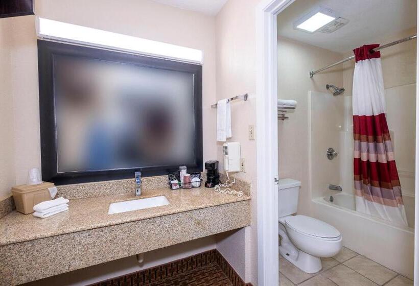 اتاق سوپریور با تخت بزرگ, Red Roof Inn Muscle Shoals