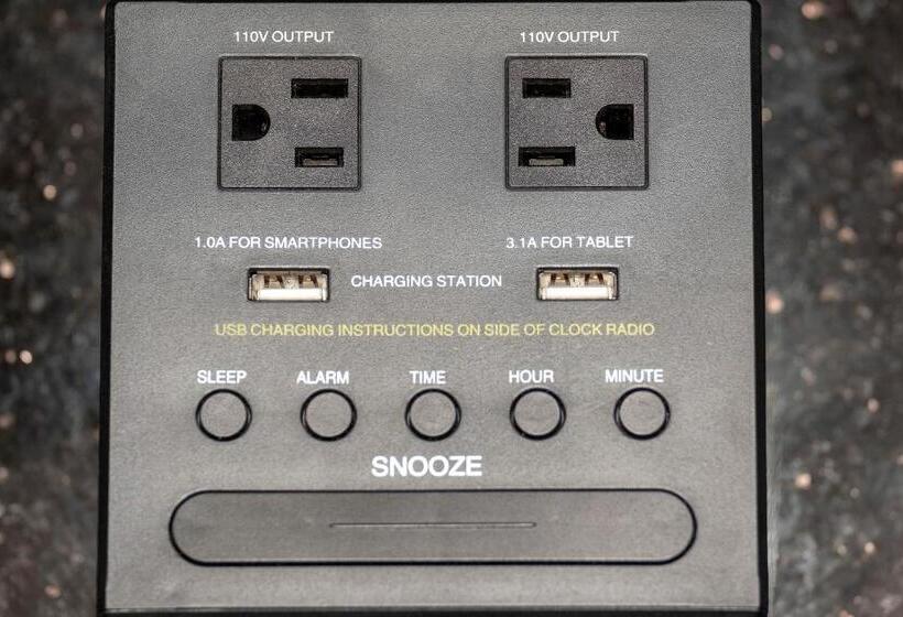 اتاق سوپریور با تخت بزرگ, Red Roof Inn Muscle Shoals