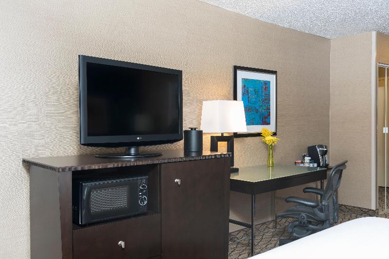 Люкс, Roosevelt Hotel & Suites