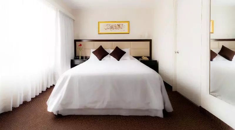 اتاق استاندارد یک نفره, Roosevelt Hotel & Suites