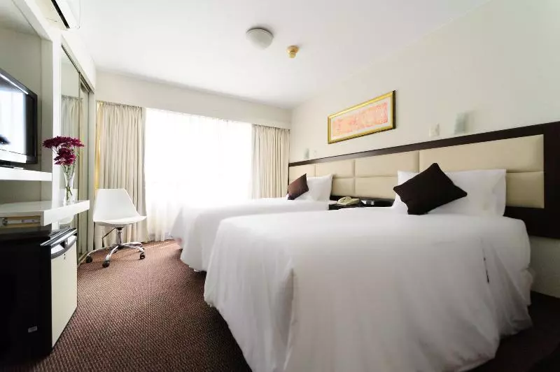 اتاق استاندارد, Roosevelt Hotel & Suites