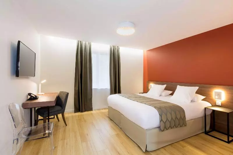 ファミリールーム, Rydges World Square