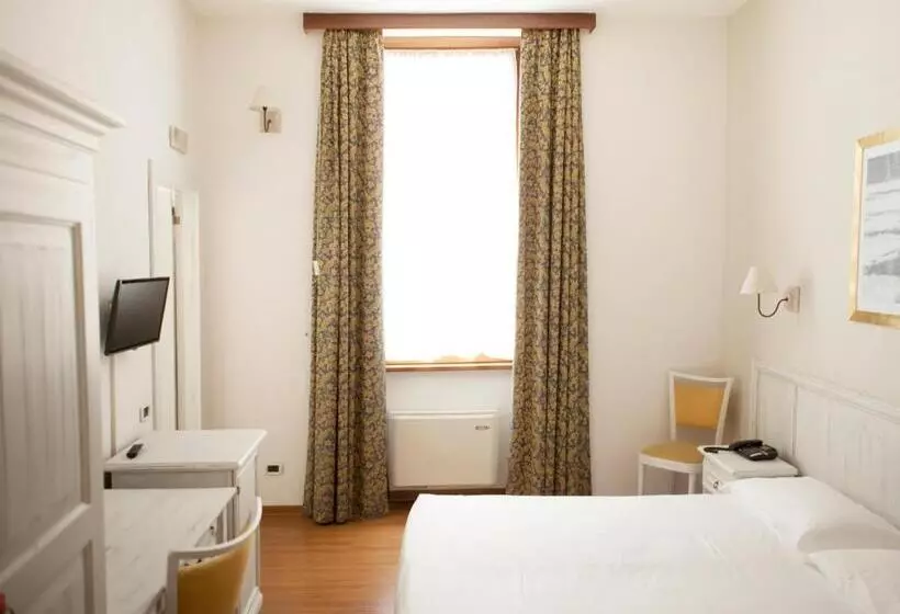 Standard-huone, Sebino