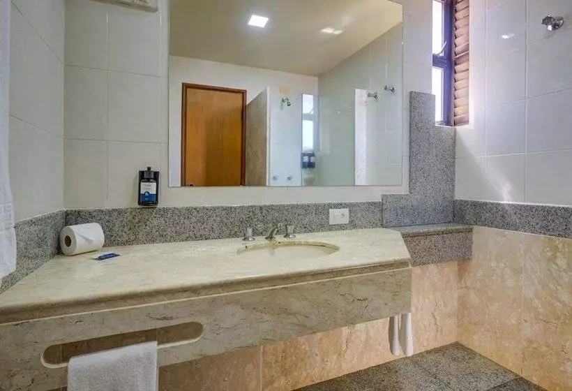 デラックスルーム, Slaviero Londrina Flat