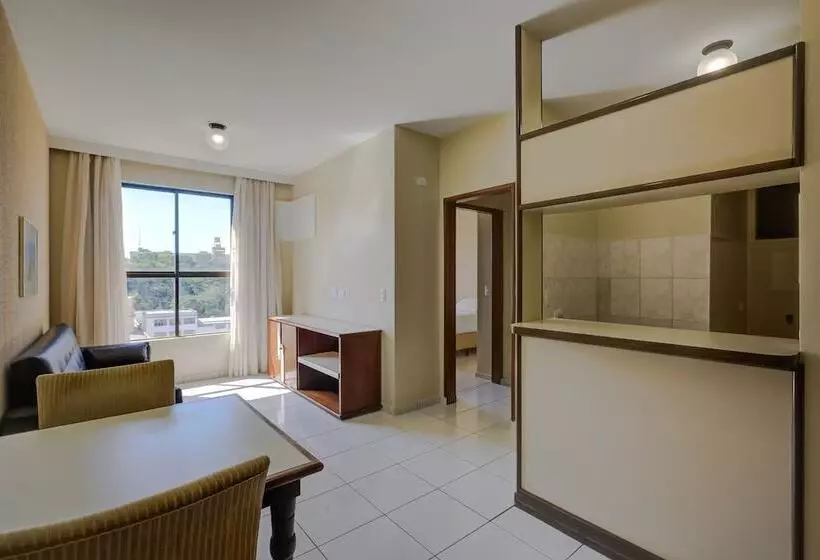 デラックスルーム, Slaviero Londrina Flat