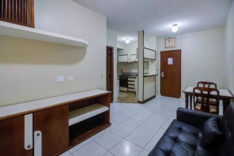 デラックスルーム, Slaviero Londrina Flat