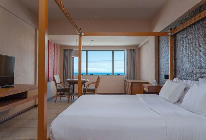 جناح, Ritz Lagoa Da Anta Hotel & Spa