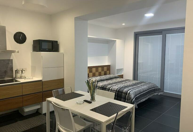 1 Bedroom Deluxe Apartment Sea View, Addimuru