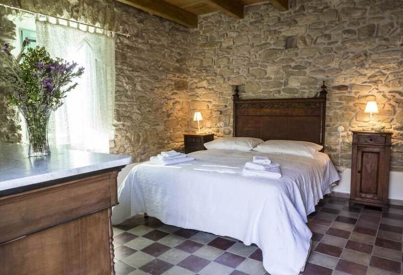 חדר סטנדרט, Cortis Antigas