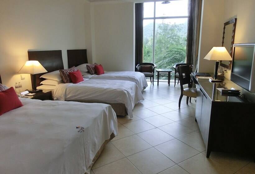 اتاق خانوادگی با چشمانداز کوه, Chateau Beach Resort Kenting