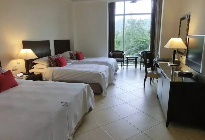 マウンテンビューファミリールーム, Chateau Beach Resort Kenting
