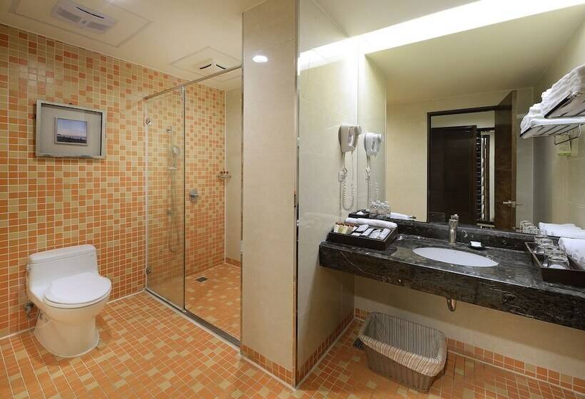 اتاق خانوادگی با چشمانداز دریا, Chateau Beach Resort Kenting