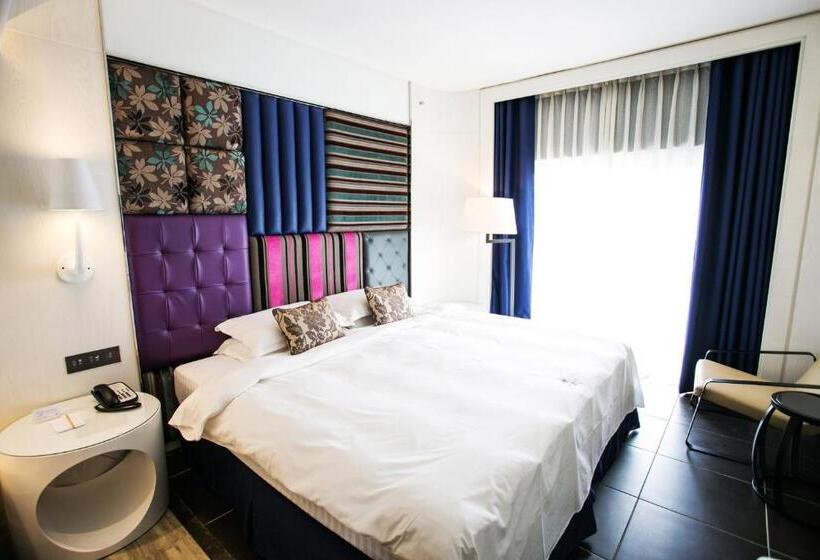 اتاق استاندارد با چشمانداز دریا, Chateau Beach Resort Kenting