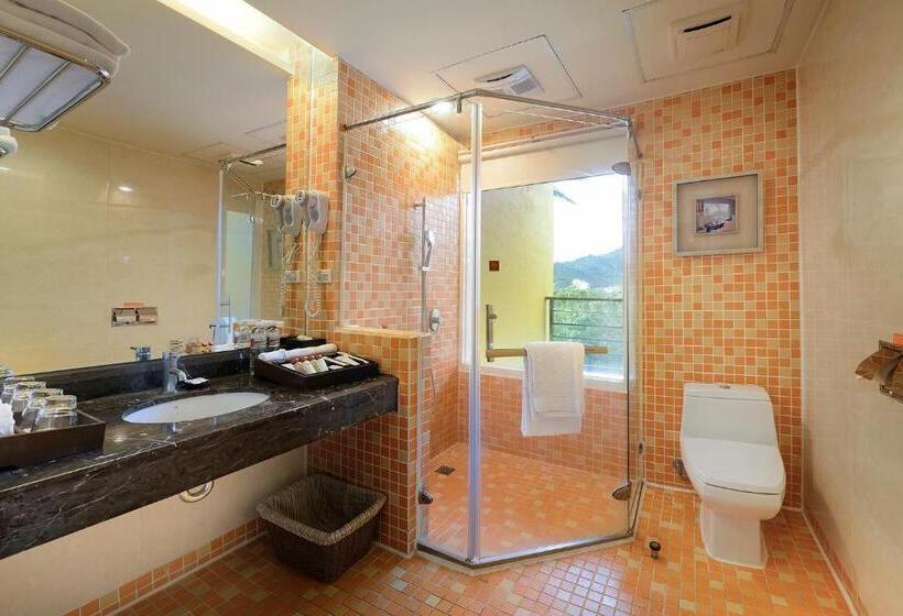 اتاق خانوادگی با چشم‌انداز دریا, Chateau Beach Resort Kenting