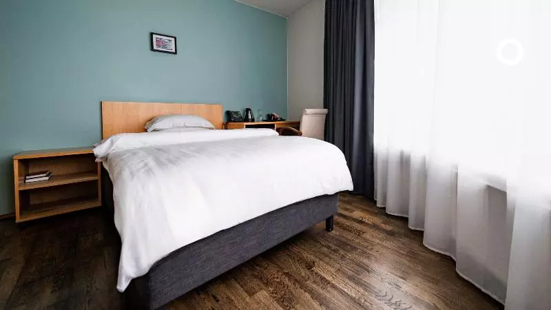 اتاق سوپریور یک تخته, Center Hotels Klopp