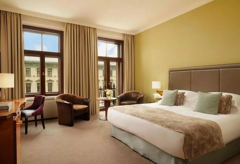 اتاق لوکس با تخت بزرگ, Corinthia Hotel St Petersburg