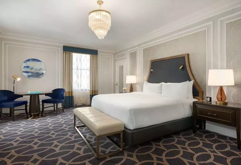 Standard-huone King-vuode, Fairmont Hotel Vancouver