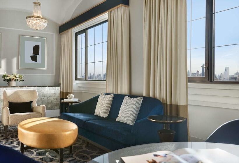 带大床的套房, Fairmont Hotel Vancouver