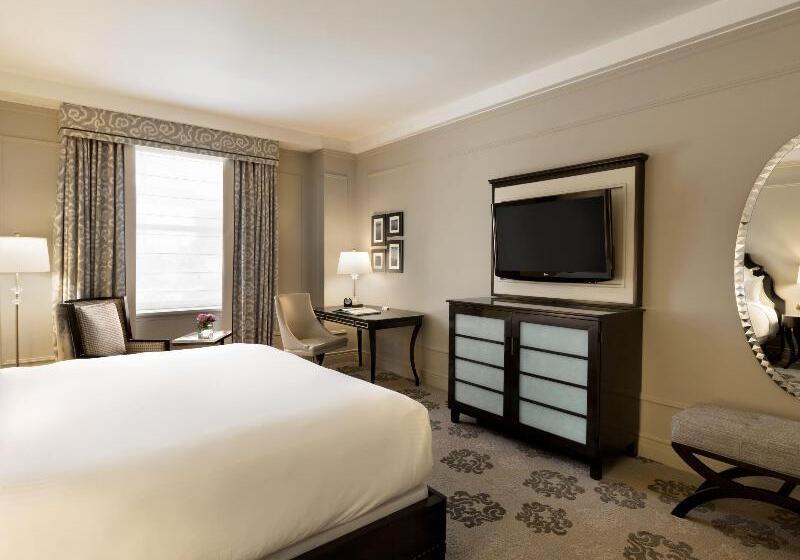 带大床的标准间, Fairmont Hotel Vancouver