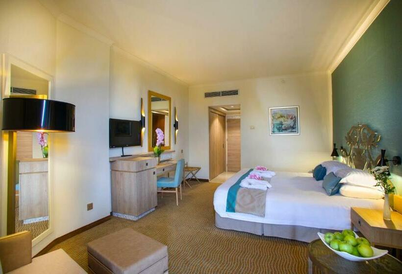 景色の見えるデラックスルーム, The Grandresort   Limited Edition By Leonardo Hotels