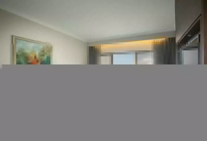 سوییت جونیور اجرایی, The Grandresort   Limited Edition By Leonardo Hotels