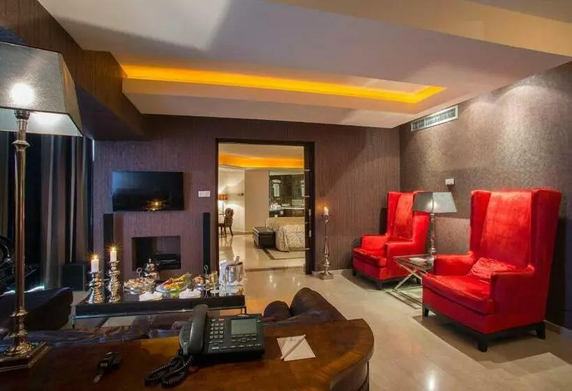 سوئیت پرزیدنت, The Grandresort   Limited Edition By Leonardo Hotels