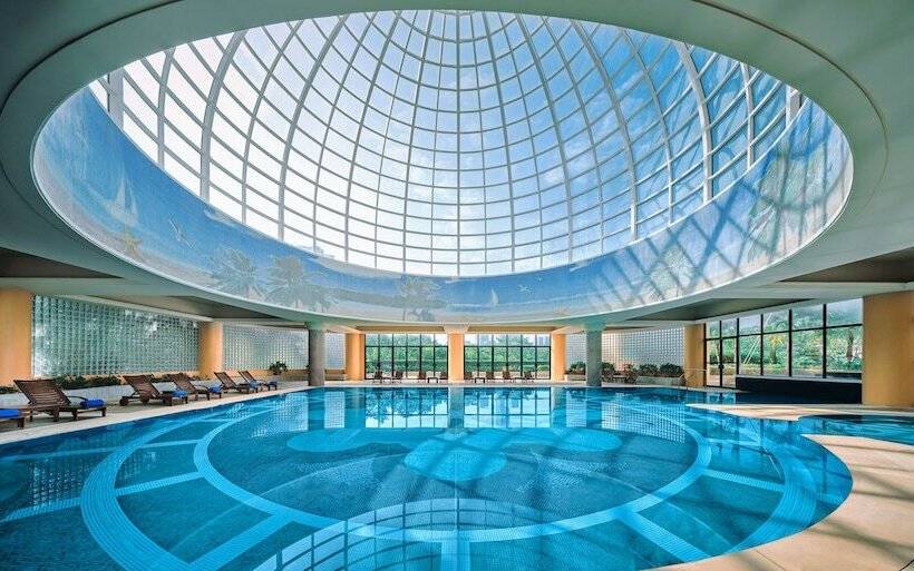 Номер Премиум, Indigo Shenzhen Overseas Chinese Town, An Ihg