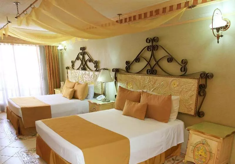 デラックスルーム, Intercontinental Jinan City Center, An Ihg