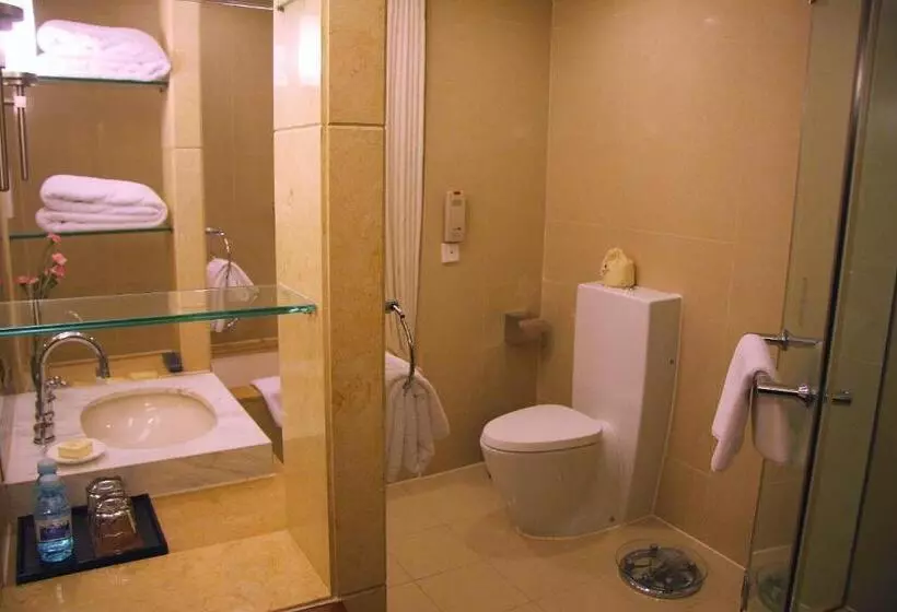 Executive-huone, Jianguo Garden