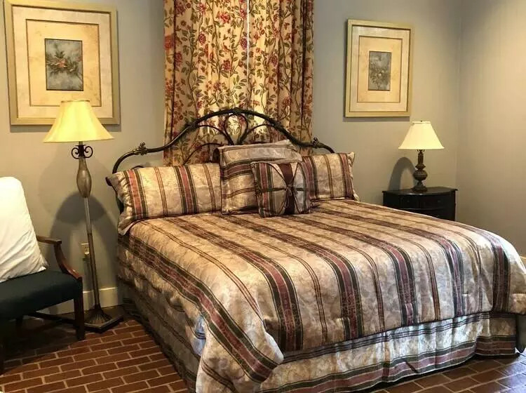 １ベッドルームハウス, Loyd Hall Plantation