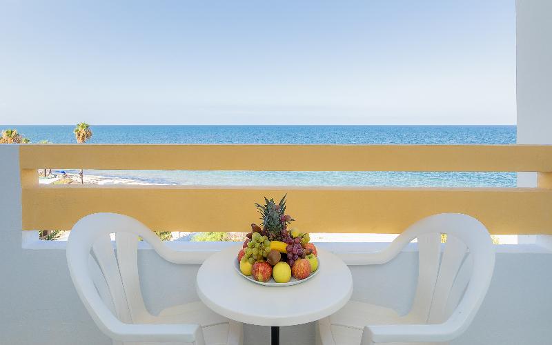 اتاق استاندارد با چشم‌انداز دریا, Marhaba Royal Salem