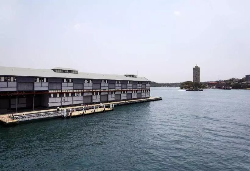 سوییت, Pier One Sydney Harbour, Autograph Collection