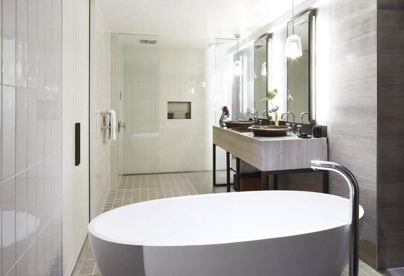 سوئیت با چشم‌انداز, Pier One Sydney Harbour, Autograph Collection