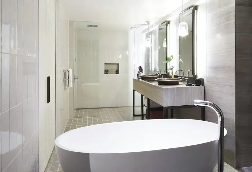 Люкс, Pier One Sydney Harbour, Autograph Collection