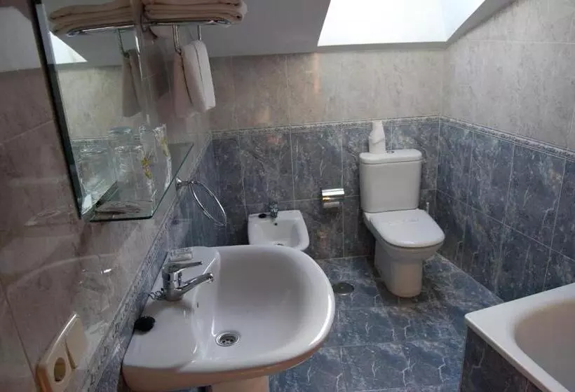 スタンダードトリプルルーム, Apartamentos Peña Santa